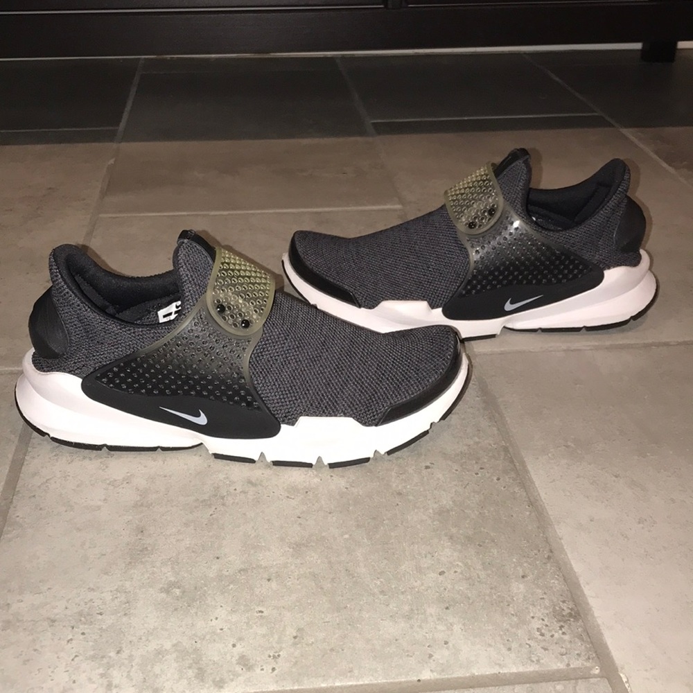 Nike Sock Dark Sneakers Size Mens US 9